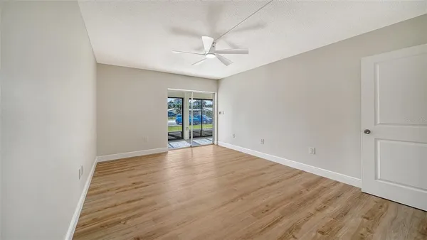 $495,000 | 101 Whispering Sands Drive, Unit 107, Sarasota, FL 34242