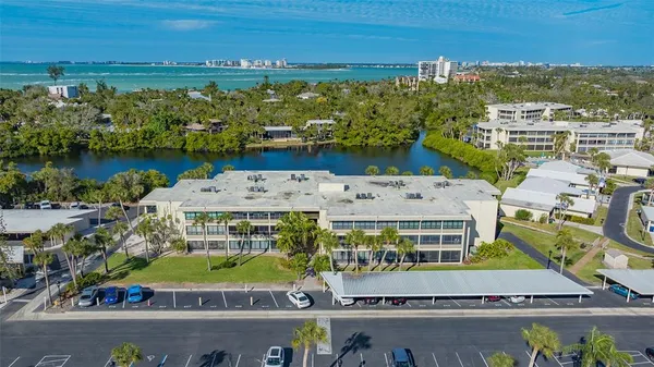 $495,000 | 101 Whispering Sands Drive, Unit 107, Sarasota, FL 34242