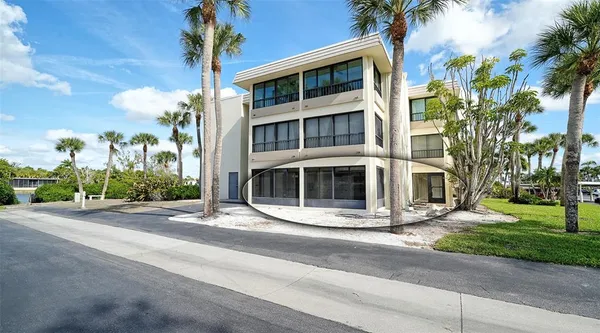 $495,000 | 101 Whispering Sands Drive, Unit 107, Sarasota, FL 34242