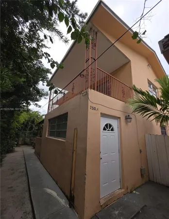 $2,900 | 250 Northwest 63rd Court, Unit 2, Miami, FL 33126