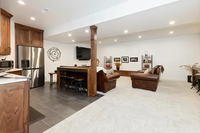 $450,000 | N835 Eagle Rdg Drive, Fort Atkinson, WI 53538