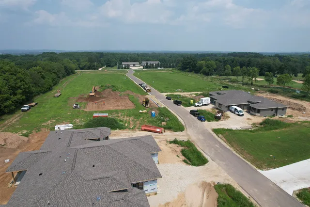 $450,000 | N835 Eagle Rdg Drive, Fort Atkinson, WI 53538