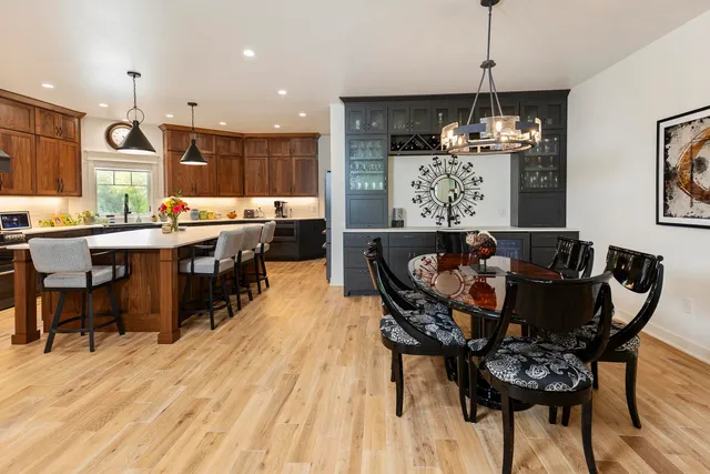 $450,000 | N835 Eagle Rdg Drive, Fort Atkinson, WI 53538