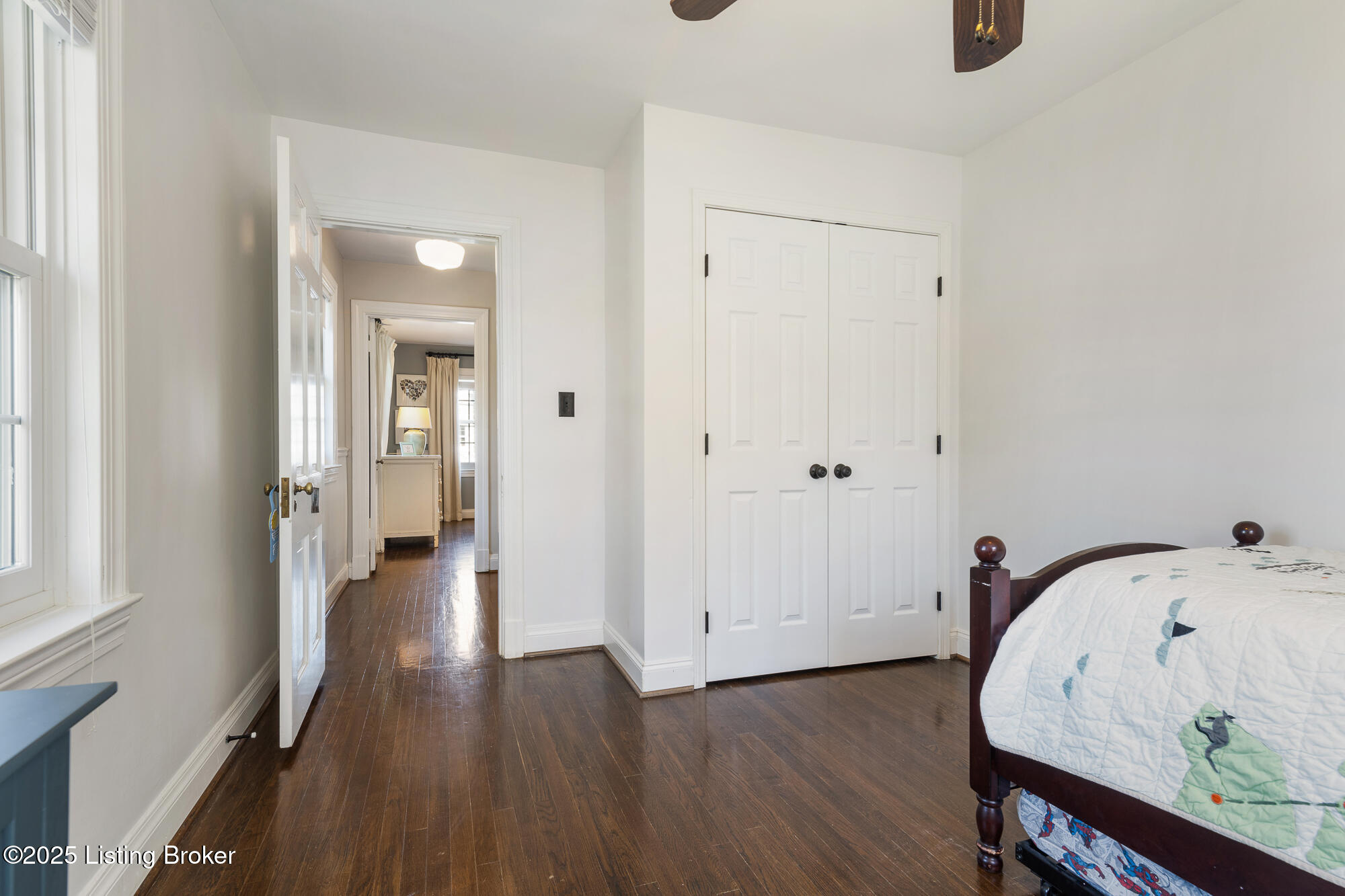130 Gibson Road Louisville, KY 40207 - Photo 36 of 46 130 Gibson Rd-43