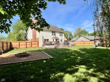 $389,900 | 330 Hollowview Drive, Noblesville, IN 46060