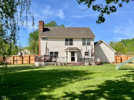 $389,900 | 330 Hollowview Drive, Noblesville, IN 46060