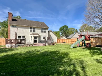 $389,900 | 330 Hollowview Drive, Noblesville, IN 46060
