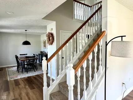 $389,900 | 330 Hollowview Drive, Noblesville, IN 46060