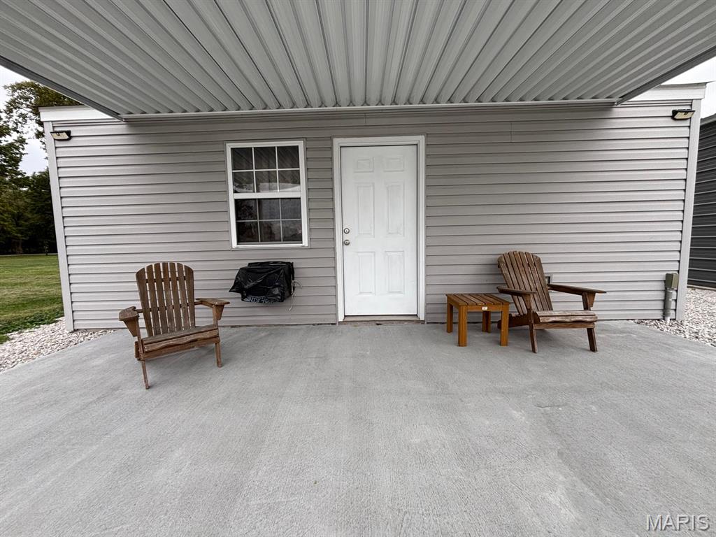 210 3rd Street Hunnewell, MO 63443 - Photo 4 of 25