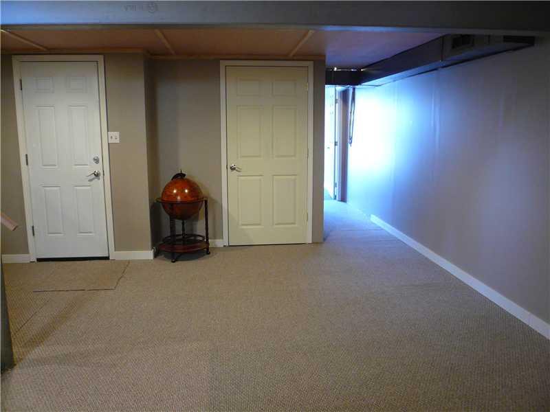 9600 Woodcrest Road Pittsburgh, PA 15237 - Photo 11 of 15 Family Room. Lower level family room.