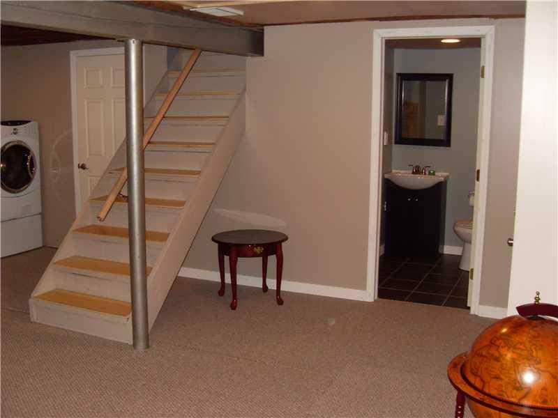 9600 Woodcrest Road Pittsburgh, PA 15237 - Photo 10 of 15 Family Room. The gameroom and laundry area.