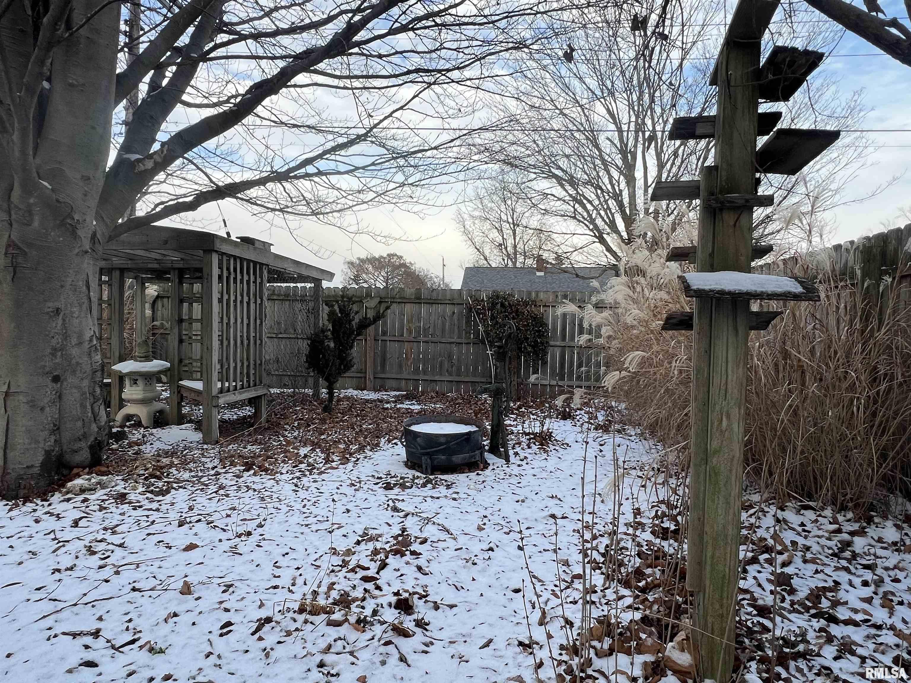 1801 Clay Drive Galesburg, IL 61401 - Photo 35 of 38