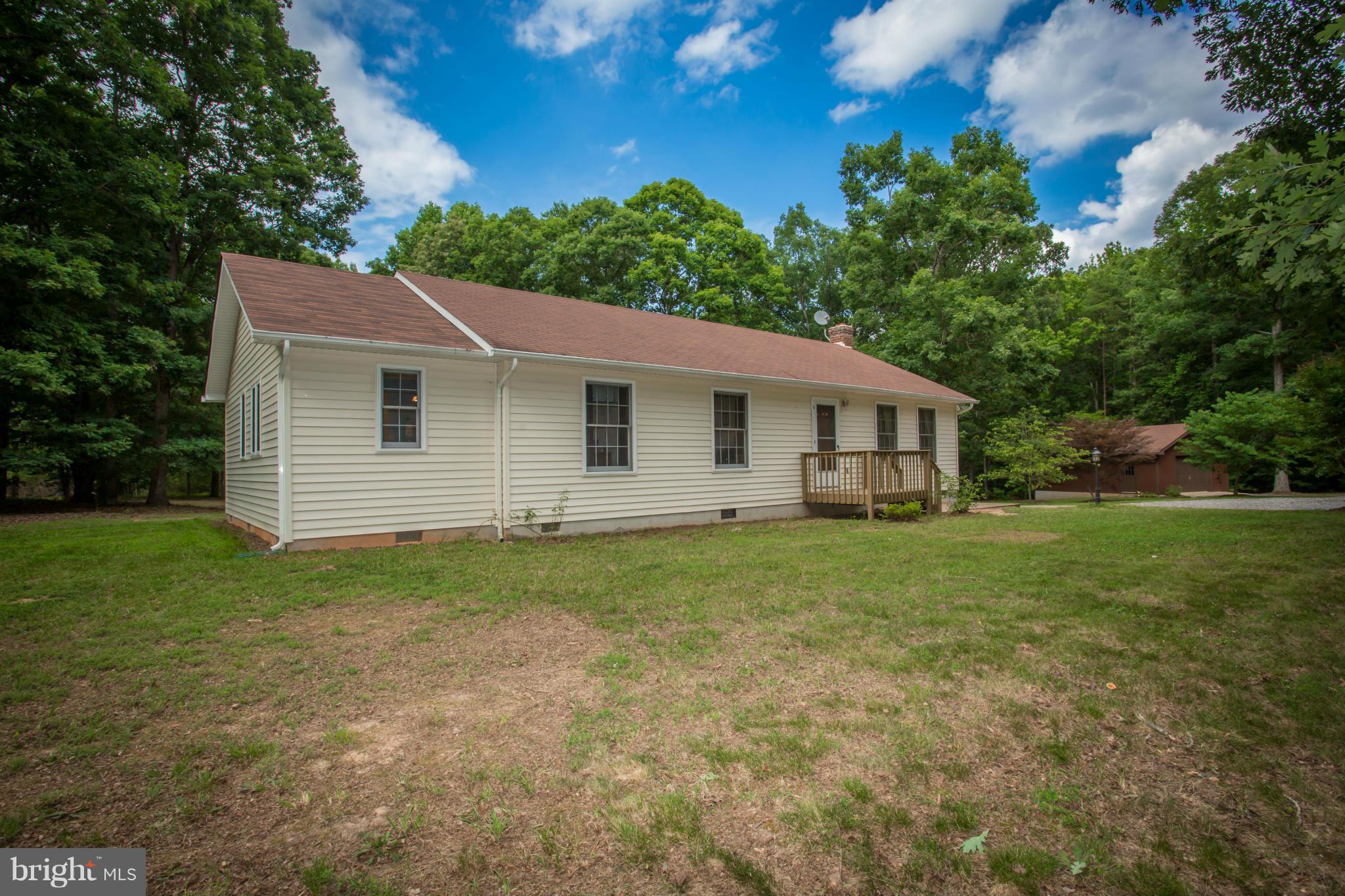 9601 Fairview Road Partlow, VA 22534 - Photo 20 of 29 Front view