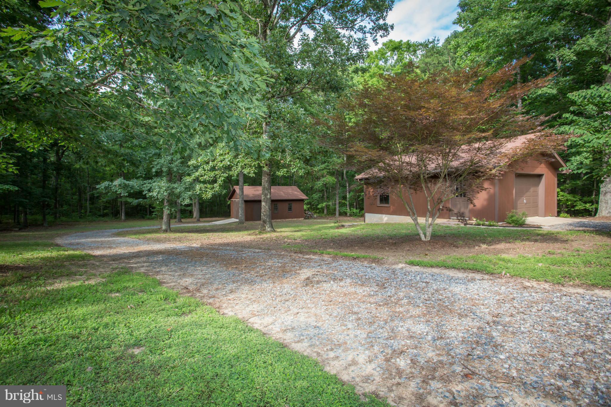 9601 Fairview Road Partlow, VA 22534 - Photo 26 of 29 Garage #2