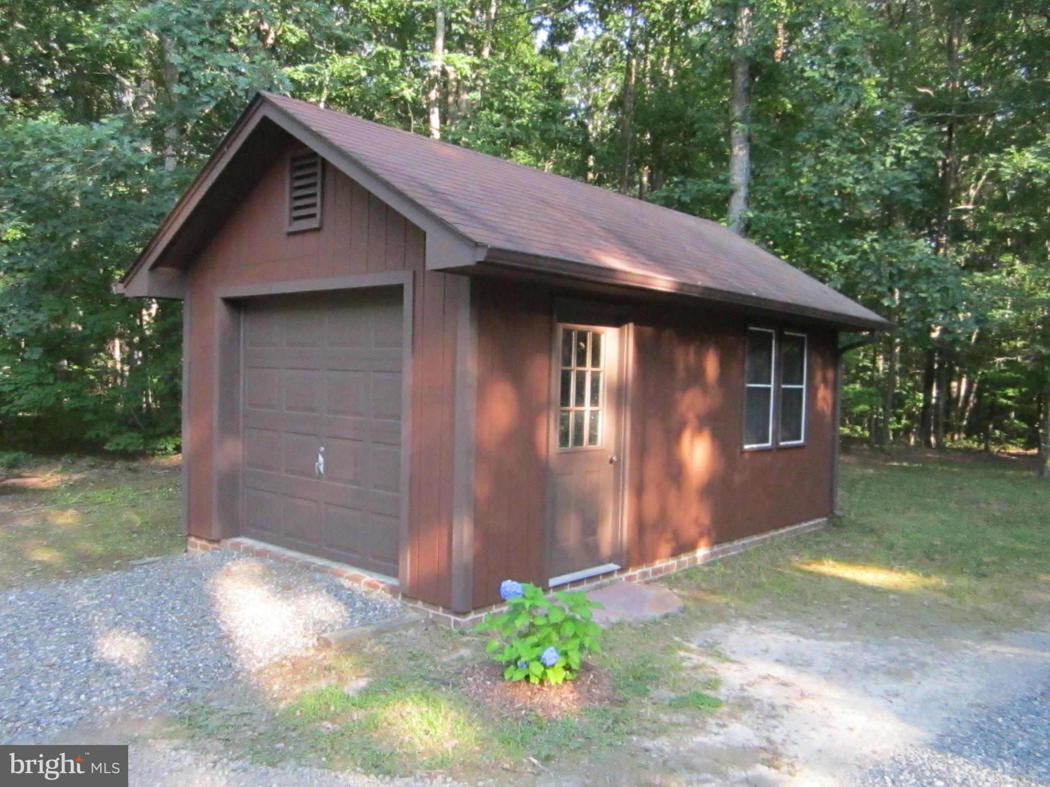 9601 Fairview Road Partlow, VA 22534 - Photo 29 of 29 Shed #1