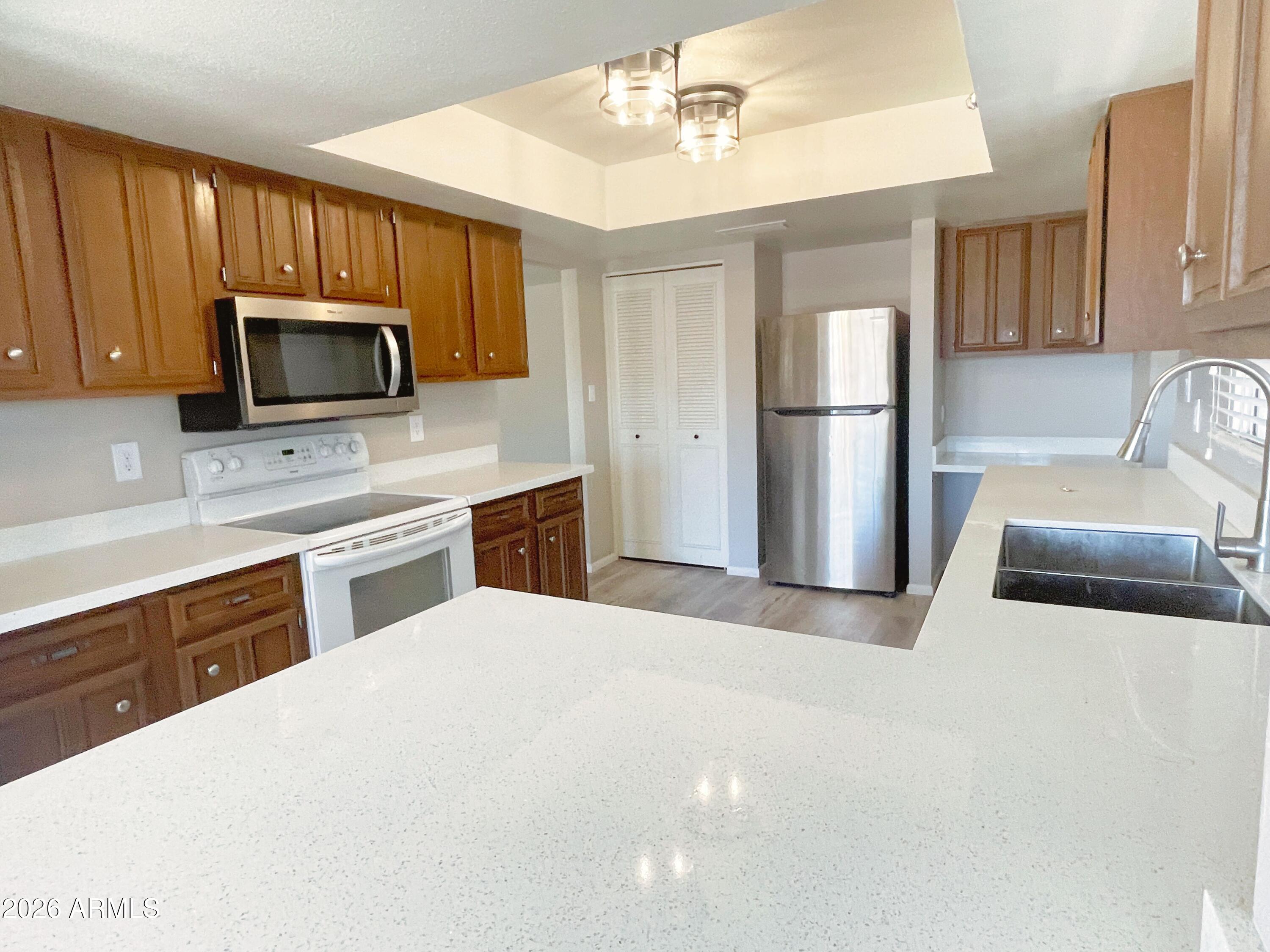 2243 West McRae Way Phoenix, AZ 85027 - Photo 9 of 21 2243 (7)