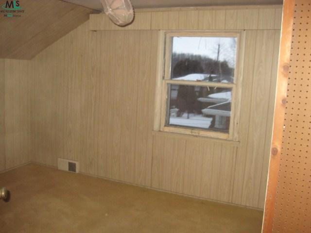 1327 North River Road St. Clair, MI 48079 - Photo 9 of 12 31055261-8.JPG