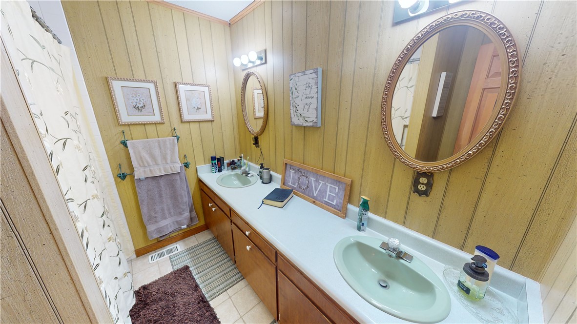 16623 West Newell Road Danville, IL 61834 - Photo 31 of 36 Gallery Image 31
