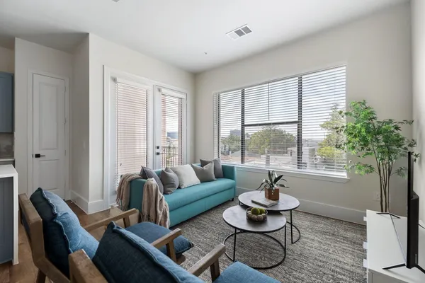 $2,150 | 1508 Blodgett Street, Unit 408, Houston, TX 77004