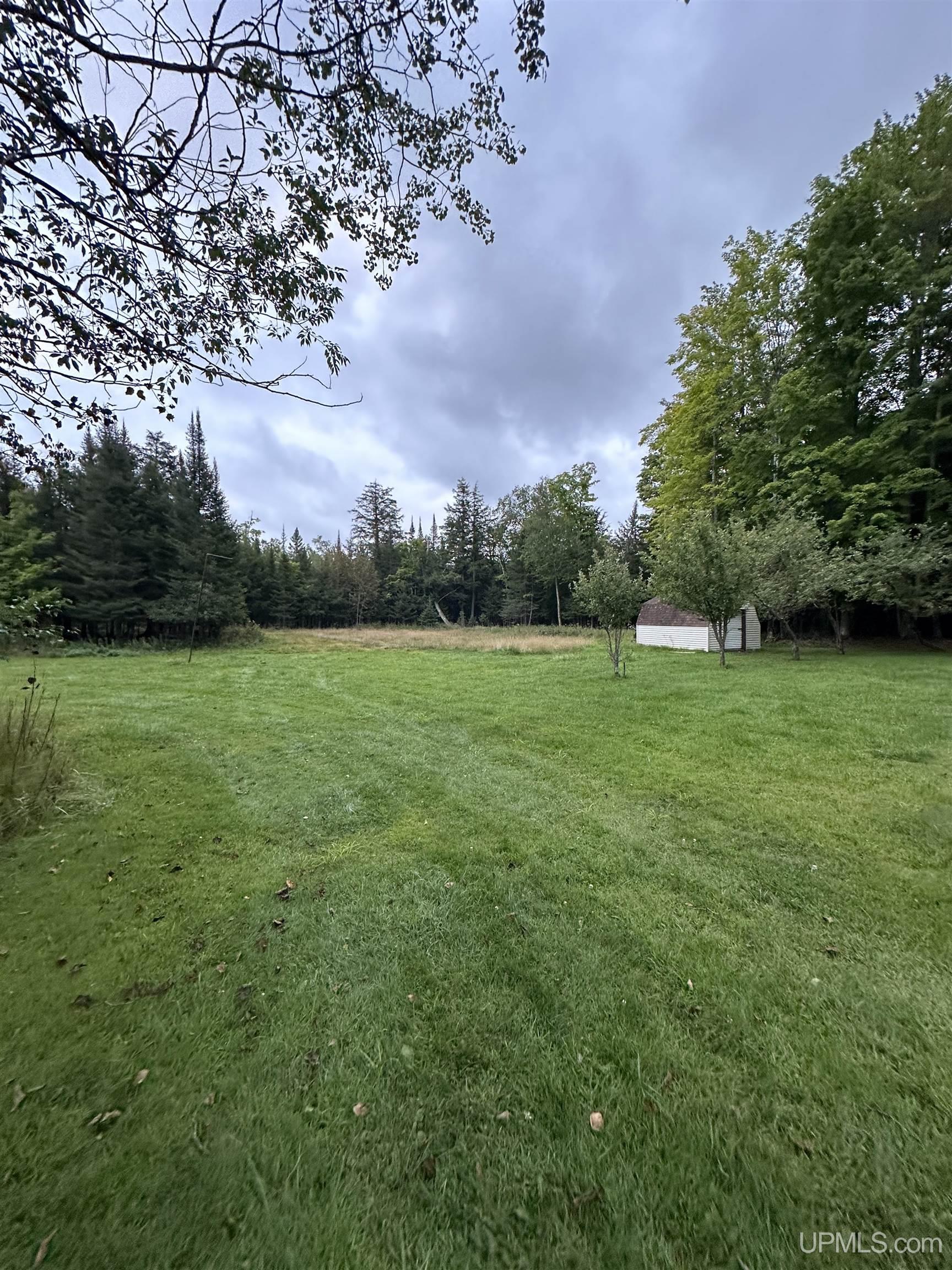 8622 M.5 Road Gladstone, MI 49837 - Photo 14 of 15