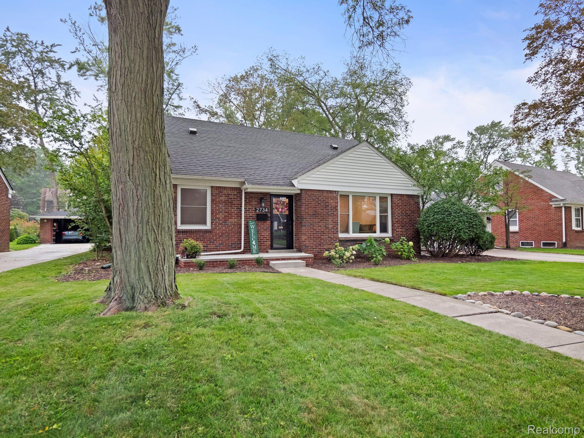 2734 Bamlet Road Royal Oak, MI 48073 - Photo 2 of 29 Gallery Image 2