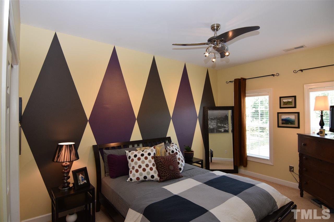 3505 Edgemont Drive Raleigh, NC 27612 - Photo 18 of 25 Gallery Image 18