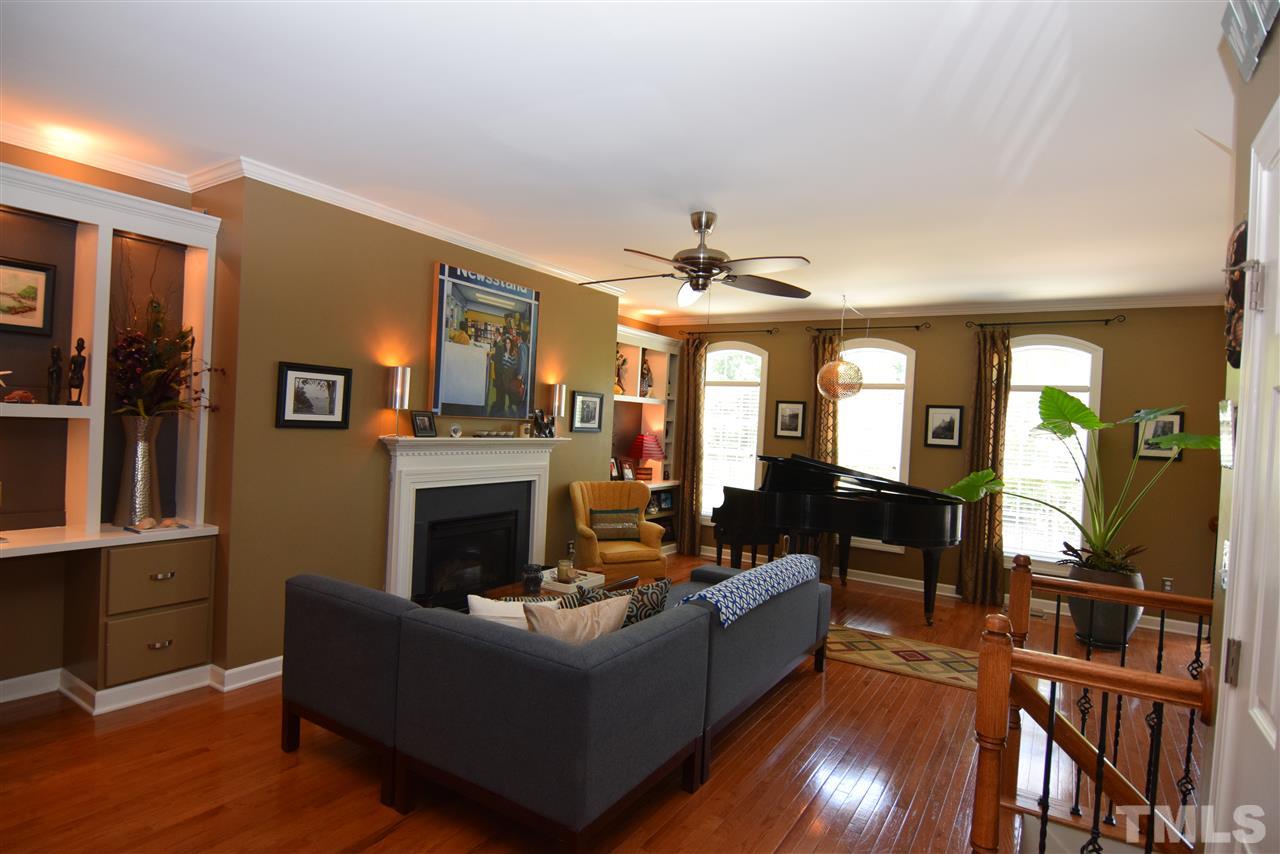 3505 Edgemont Drive Raleigh, NC 27612 - Photo 4 of 25 Gallery Image 4