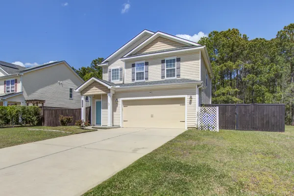 $2,200 | 7750 High Maple Circle, North Charleston, SC 29418