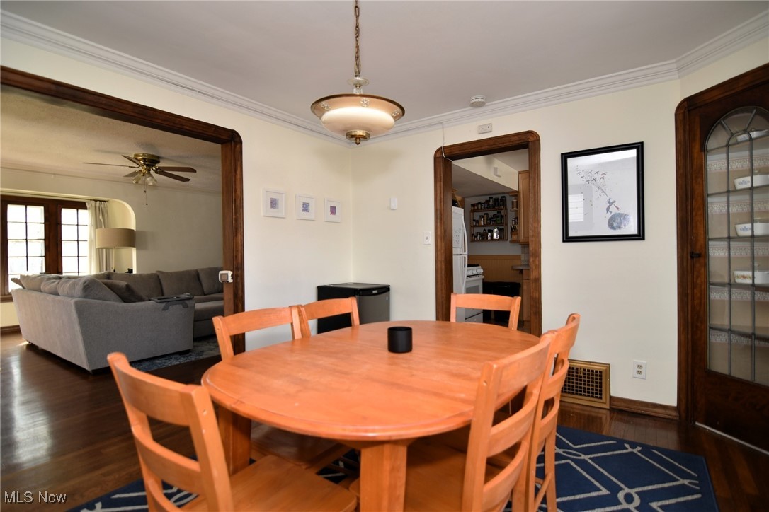 840 Beverly Road Cleveland Heights, OH 44121 - Photo 14 of 39