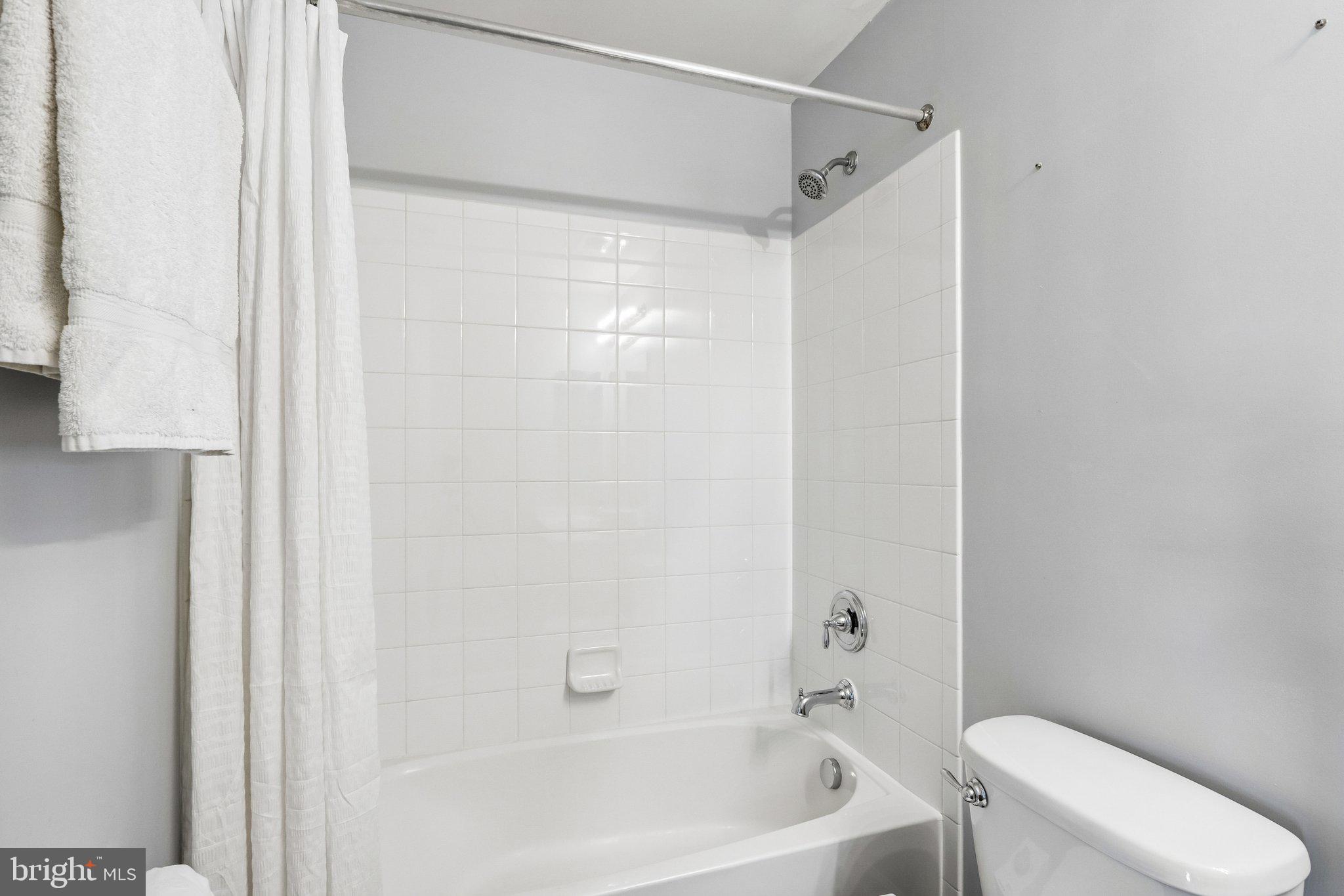 516 Boxwood Lane Woodbury, NJ 08096 - Photo 43 of 57 Gallery Image 43