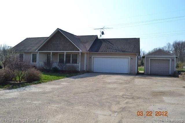 6207 Munsell Road Howell, MI 48843 - Photo 2 of 25 Front of House