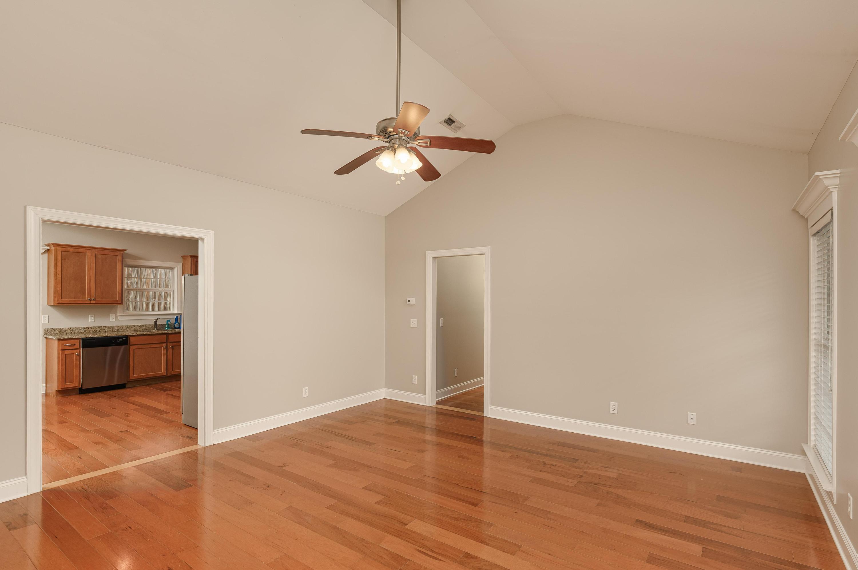 9138 Standifer Gap Road Chattanooga, TN 37421 - Photo 5 of 30 2023_06_June_9138_Standifer_Gap_Rd_0015