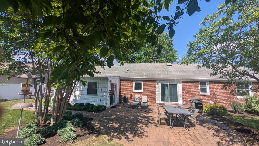 22 West Dale Road Wilmington, DE 19810 - Photo 3 of 24 Charming patio retreat in serene setting.