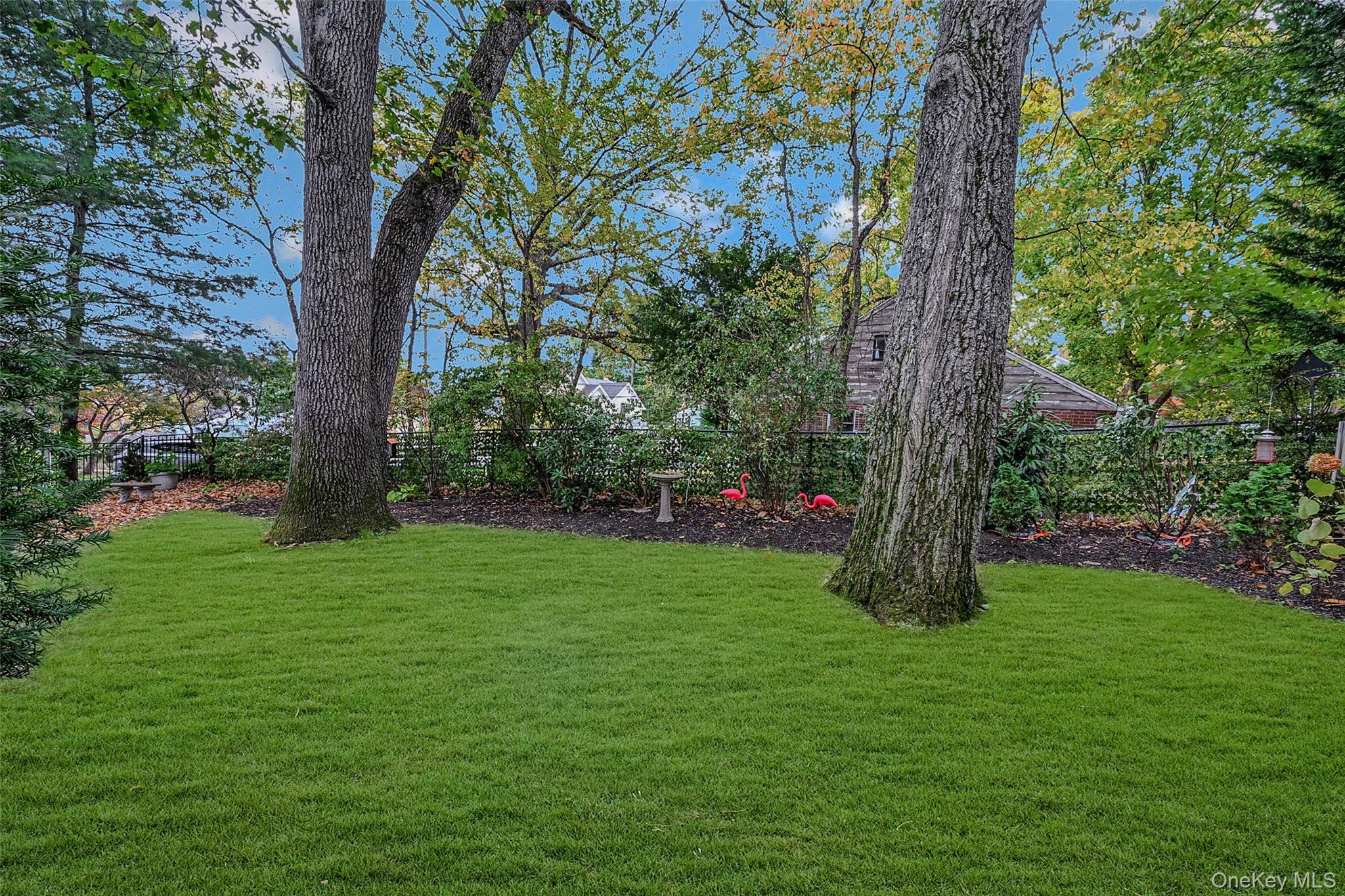 746 Sound View Road Mill Neck, NY 11765 - Photo 30 of 37 a view of a trees