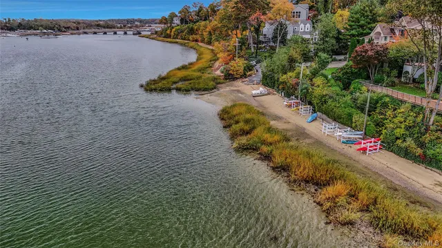 $1,175,000 | 746 Sound View Road, Mill Neck, NY 11765