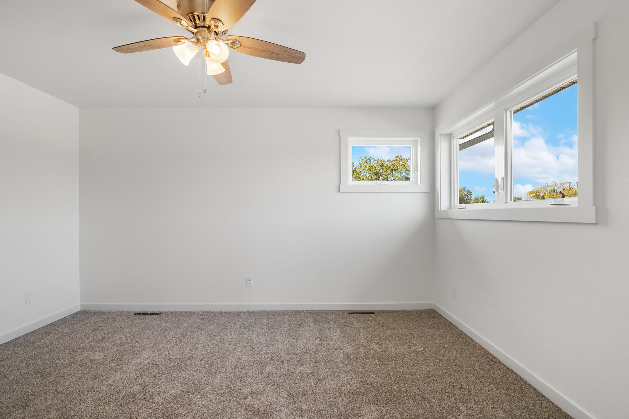 1200 Sween Drive, Unit 10 Holmen, WI 54636 - Photo 23 of 26 23 BEDROOM 3