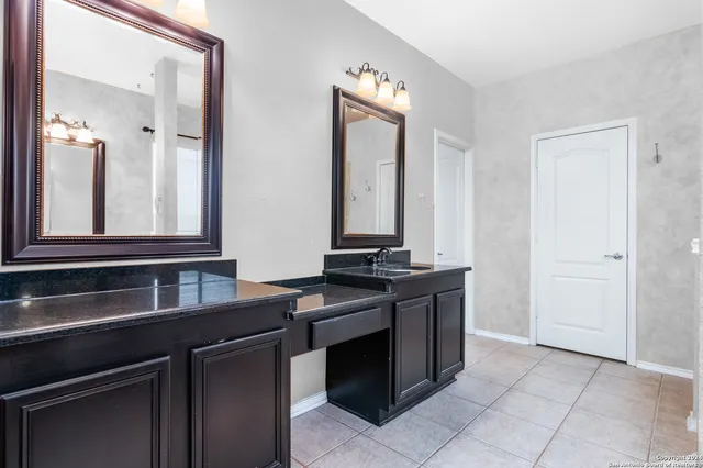 $2,895 | 1122 Persian Garden, San Antonio, TX 78258