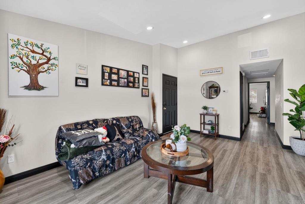 6454 Quarry Road, Unit 8 Spring Valley, CA 91977 - Photo 11 of 31