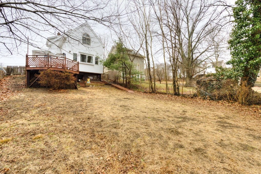 4 Commonwealth Avenue Worcester, MA 01604 - Photo 8 of 37 Gallery Image 8