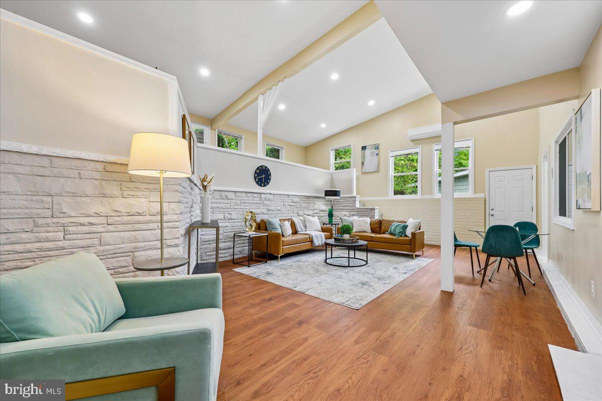 11518 Charlton Drive Silver Spring, MD 20902 - Photo 14 of 49 Great Room