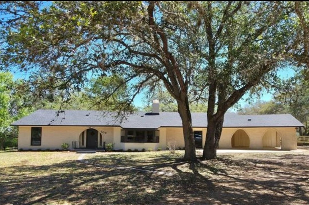 109 Cernosek Road La Grange, TX 78945 - Photo 1 of 32