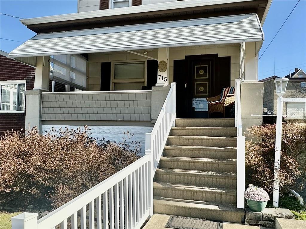715 Longfellow St Extension Vandergrift, PA 15690 - Photo 2 of 40 Gallery Image 2