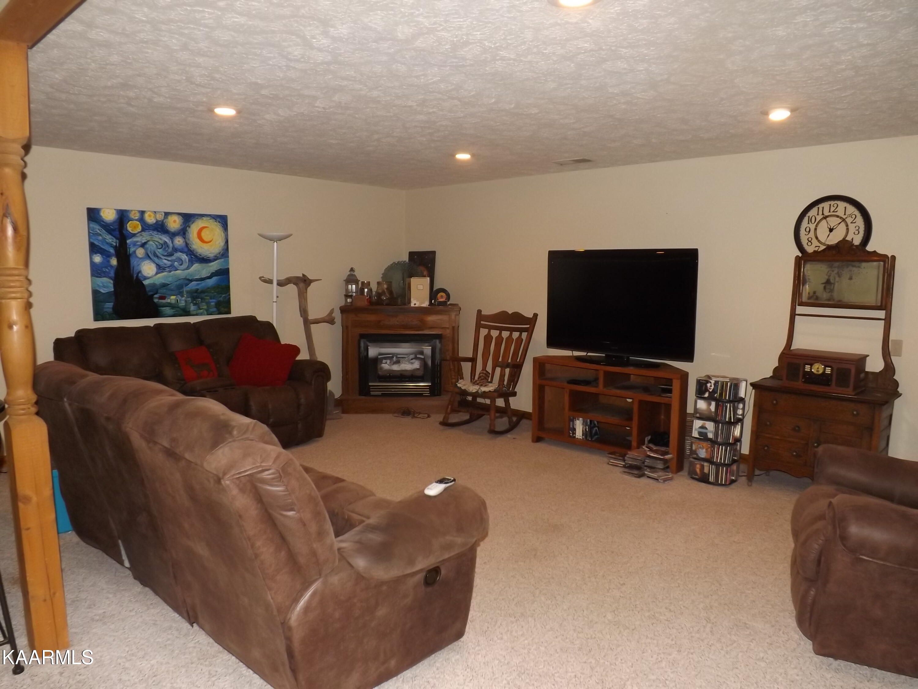 121 Stratford Road Harrogate, TN 37752 - Photo 29 of 37 DSCF0488
