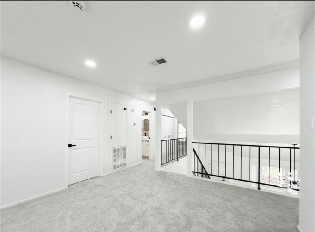 7311 Fuchsia Lane Humble, TX 77346 - Photo 22 of 38 a view of a hallway
