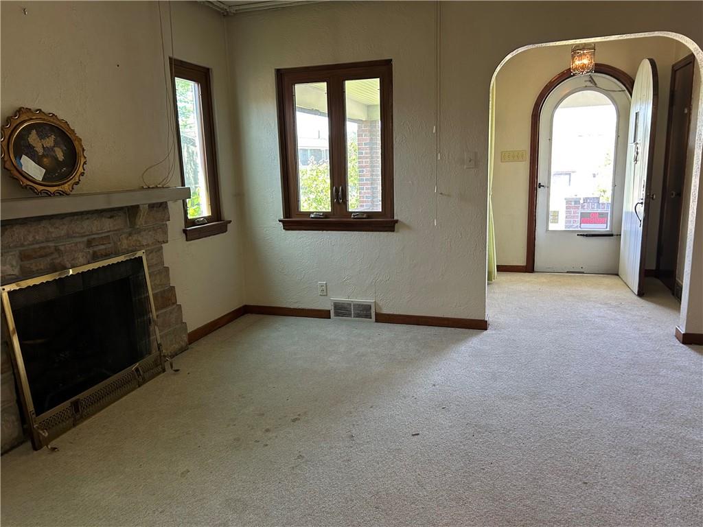 1117 Schweitzer Road Elizabeth Township, PA 15135 - Photo 4 of 23