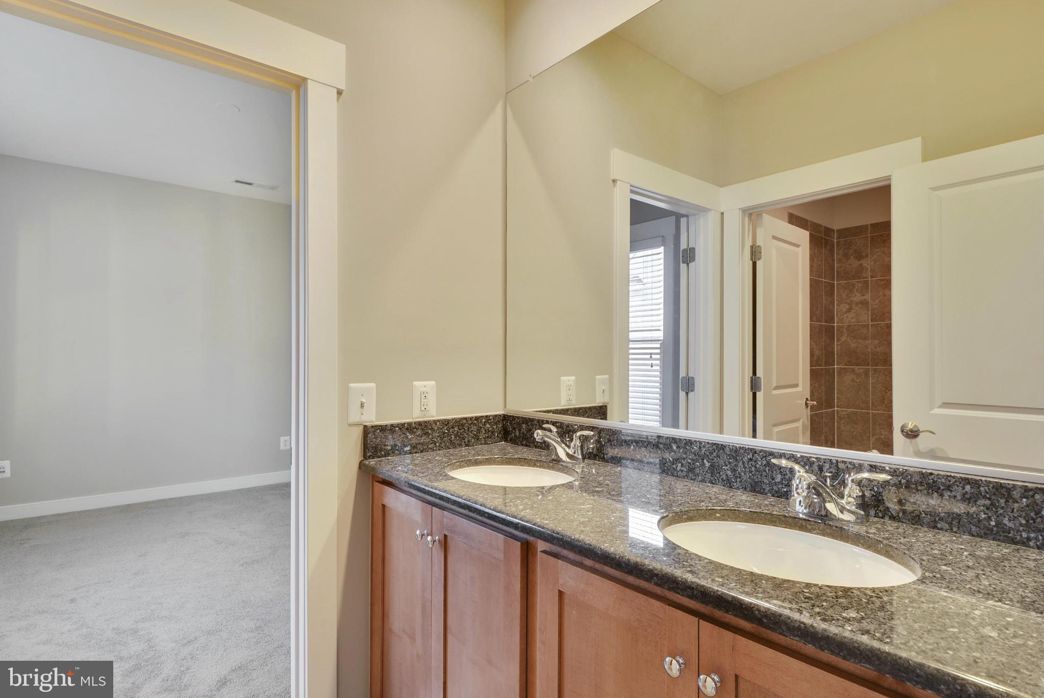 9525 Ament Street Silver Spring, MD 20910 - Photo 15 of 22 Bath