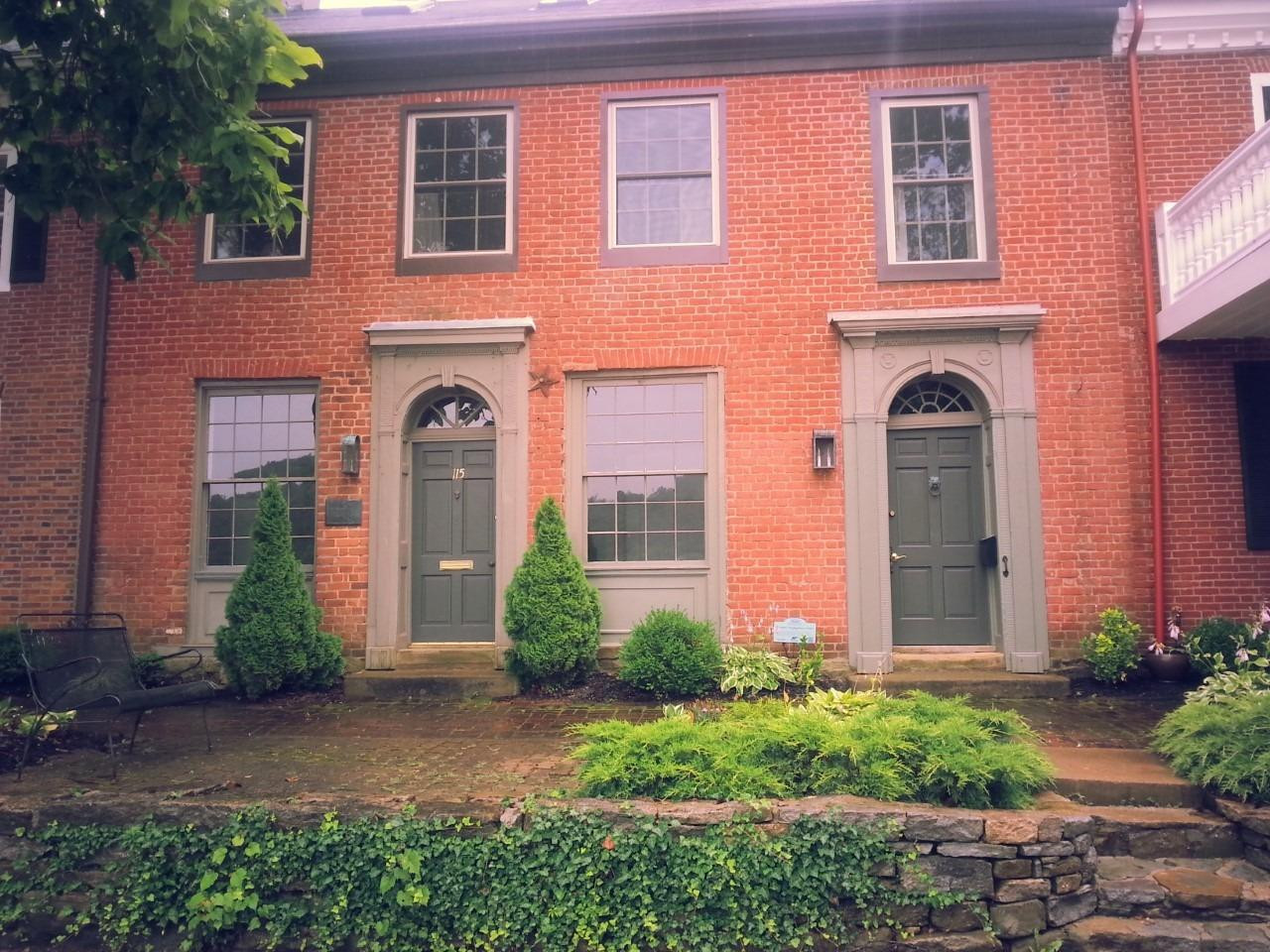115 West Riverside Drive Augusta, KY 41002 - Photo 1 of 30 Gallery Image 1