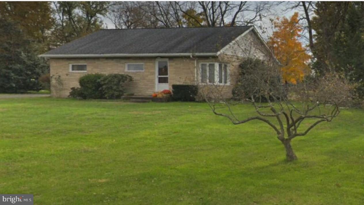 2254 Big Road Gilbertsville, PA 19525 - Photo 2 of 21 Gallery Image 2