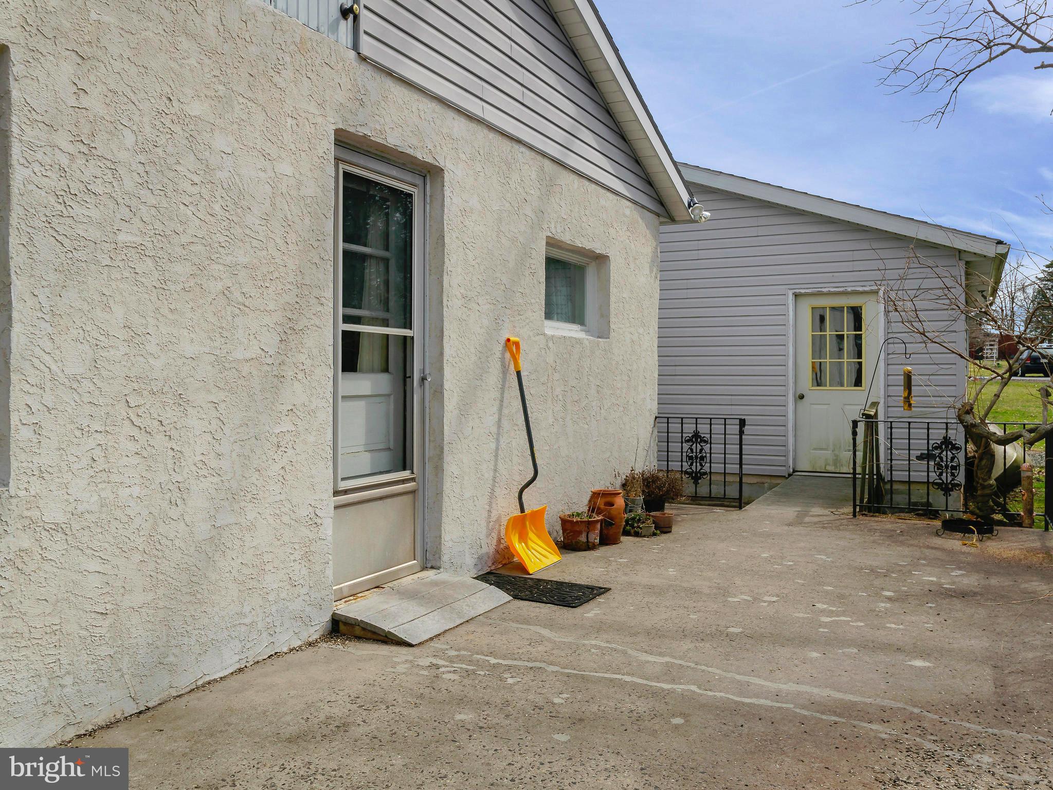 2254 Big Road Gilbertsville, PA 19525 - Photo 6 of 21 Gallery Image 6