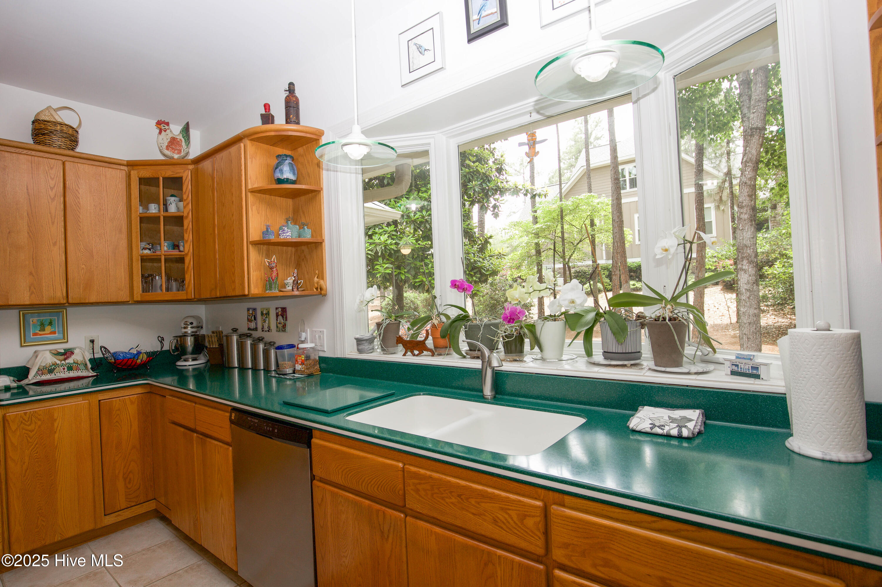 17 Troon Drive Pinehurst, NC 28374 - Photo 41 of 105 Kitchen counter sink